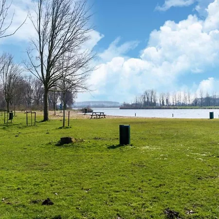 In Zuytland With Private Fishing Jetty * Simonshaven